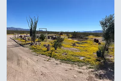 4233 W Mayan Drive, Golden Valley, AZ 86413 - Photo 71