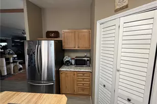 4233 W Mayan Dr, Golden Valley, AZ 86413 - Photo 17