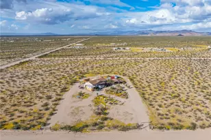 4233 W Mayan Dr, Golden Valley, AZ 86413 - Photo 43