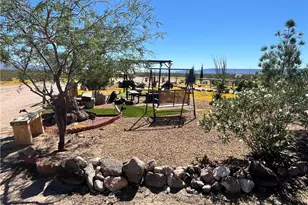 4233 W Mayan Dr, Golden Valley, AZ 86413 - Photo 57