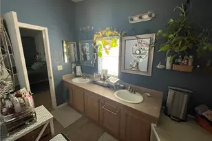 4233 W Mayan Dr, Golden Valley, AZ 86413 - Photo 25