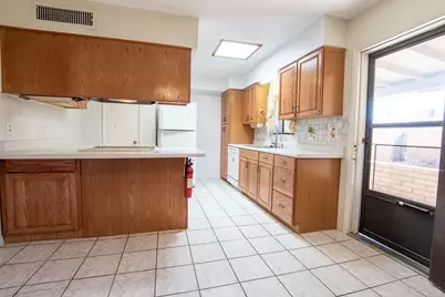 2418 Kemp Avenue, Kingman, AZ 86401 - Photo 5