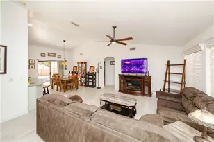 7142 E Alvarado Dr, Kingman, AZ 86401 - Photo 13