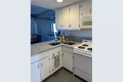 89 N Acoma Boulevard #19, Lake Havasu City, AZ 86403 - Photo 5