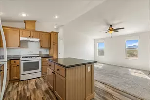 3534 N Eloy Rd, Golden Valley, AZ 86413 - Photo 17
