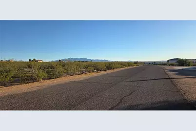 8716 N Ironwood Drive, Kingman, AZ 86401 - Photo 5