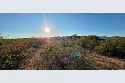 8716 N Ironwood Drive, Kingman, AZ 86401 - Photo 1