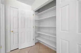 10088 N Acorn Dr, Kingman, AZ 86401 - Photo 13