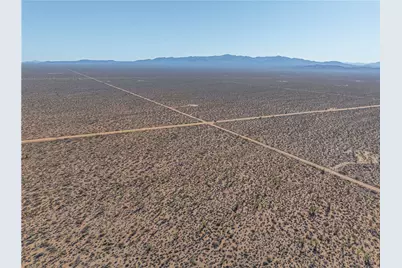 24203004 S Sundance Kid Rd Road, Yucca, AZ 86438 - Photo 13