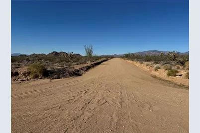 24203004 S Sundance Kid Rd Road, Yucca, AZ 86438 - Photo 5
