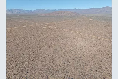 24212013 E Sundance Kid Rd, Yucca, AZ 86438 - Photo 15
