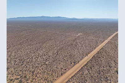 242-12-015 S Sundance Kid Road, Yucca, AZ 86438 - Photo 15