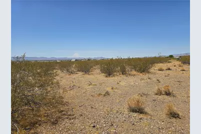 306-36-011H Collins Drive, Golden Valley, AZ 86413 - Photo 3