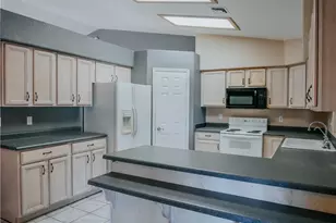 9775 N Saddleback, Kingman, AZ 86401 - Photo 11