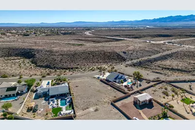 2881 Country Hills Road, Bullhead City, AZ 86442 - Photo 7