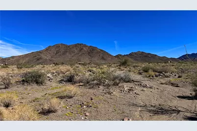 316-07-447 N Ivy Drive, Dolan Springs, AZ 86441 - Photo 5
