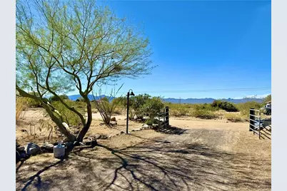 3720 N Hope Road, Golden Valley, AZ 86413 - Photo 55