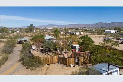 5202 W Brook Drive, Golden Valley, AZ 86413 - Photo 47