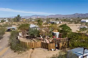 5202 W Brook Dr, Golden Valley, AZ 86413 - Photo 47