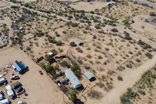 5202 W Brook Dr, Golden Valley, AZ 86413 - Photo 49