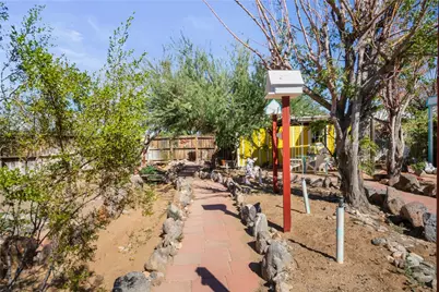 5202 W Brook Drive, Golden Valley, AZ 86413 - Photo 3