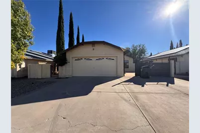 1744 Motor Avenue, Kingman, AZ 86401 - Photo 1