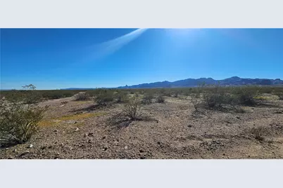 7026 W Moenkopi Drive, Golden Valley, AZ 86413 - Photo 3