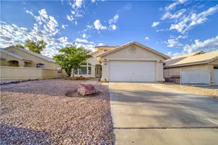 2268 Hi Jolly Dr, Bullhead City, AZ 86442 - Photo 3