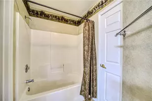 2268 Hi Jolly Dr, Bullhead City, AZ 86442 - Photo 37