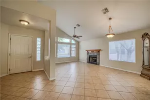 2268 Hi Jolly Dr, Bullhead City, AZ 86442 - Photo 17