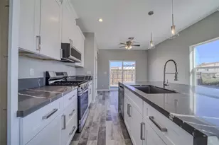 677 Cherry Blossom Ln, Bullhead City, AZ 86442 - Photo 17