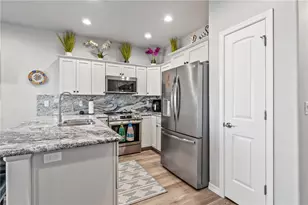 2346 Cortez Ln, Bullhead City, AZ 86442 - Photo 7