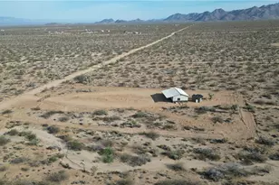 14176 S Nash Rd, Yucca, AZ 86438 - Photo 3