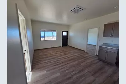 14176 S Nash Road, Yucca, AZ 86438 - Photo 13