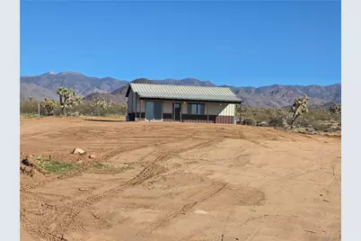 14176 S Nash Road, Yucca, AZ 86438 - Photo 1