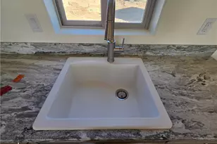 14176 S Nash Rd, Yucca, AZ 86438 - Photo 11