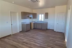 14176 S Nash Rd, Yucca, AZ 86438 - Photo 9