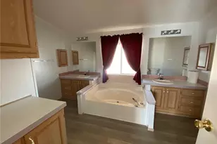 18013 Cholla Chuck Dr, Wikieup, AZ 85360 - Photo 21