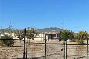 18013 Cholla Chuck Dr, Wikieup, AZ 85360 - Photo 71