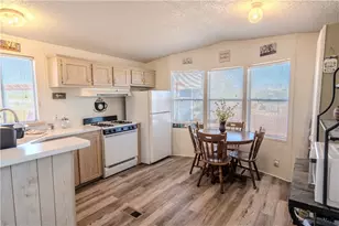 5384 W Brook Dr, Golden Valley, AZ 86413 - Photo 5