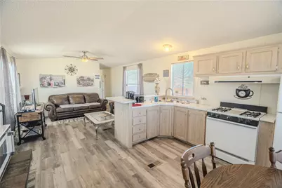 5384 W Brook Drive, Golden Valley, AZ 86413 - Photo 7