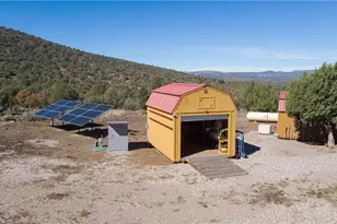 2404 S Knight Creek Rd, Kingman, AZ 86401 - Photo 45