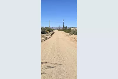 5658 W Burro Drive, Golden Valley, AZ 86413 - Photo 7