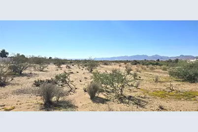 5658 W Burro Drive, Golden Valley, AZ 86413 - Photo 3