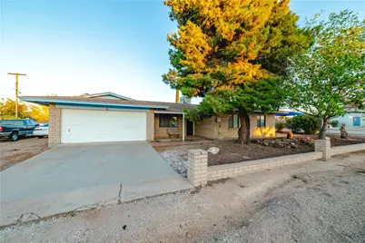 2202 Los Angeles Street, Kingman, AZ 86401 - Photo 1