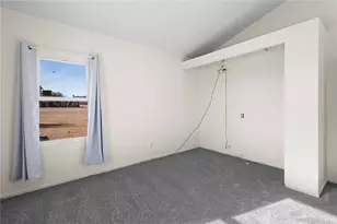 1418 S Canelo Rd, Golden Valley, AZ 86413 - Photo 11