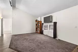 1418 S Canelo Rd, Golden Valley, AZ 86413 - Photo 13