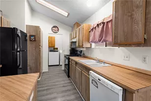 1418 S Canelo Rd, Golden Valley, AZ 86413 - Photo 17