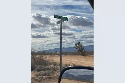 242-10-007 S Gene Autry Road, Yucca, AZ 86438 - Photo 17