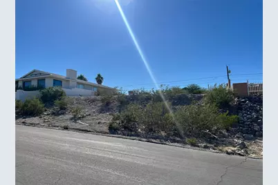 1439 Summit Drive, Bullhead City, AZ 86442 - Photo 1